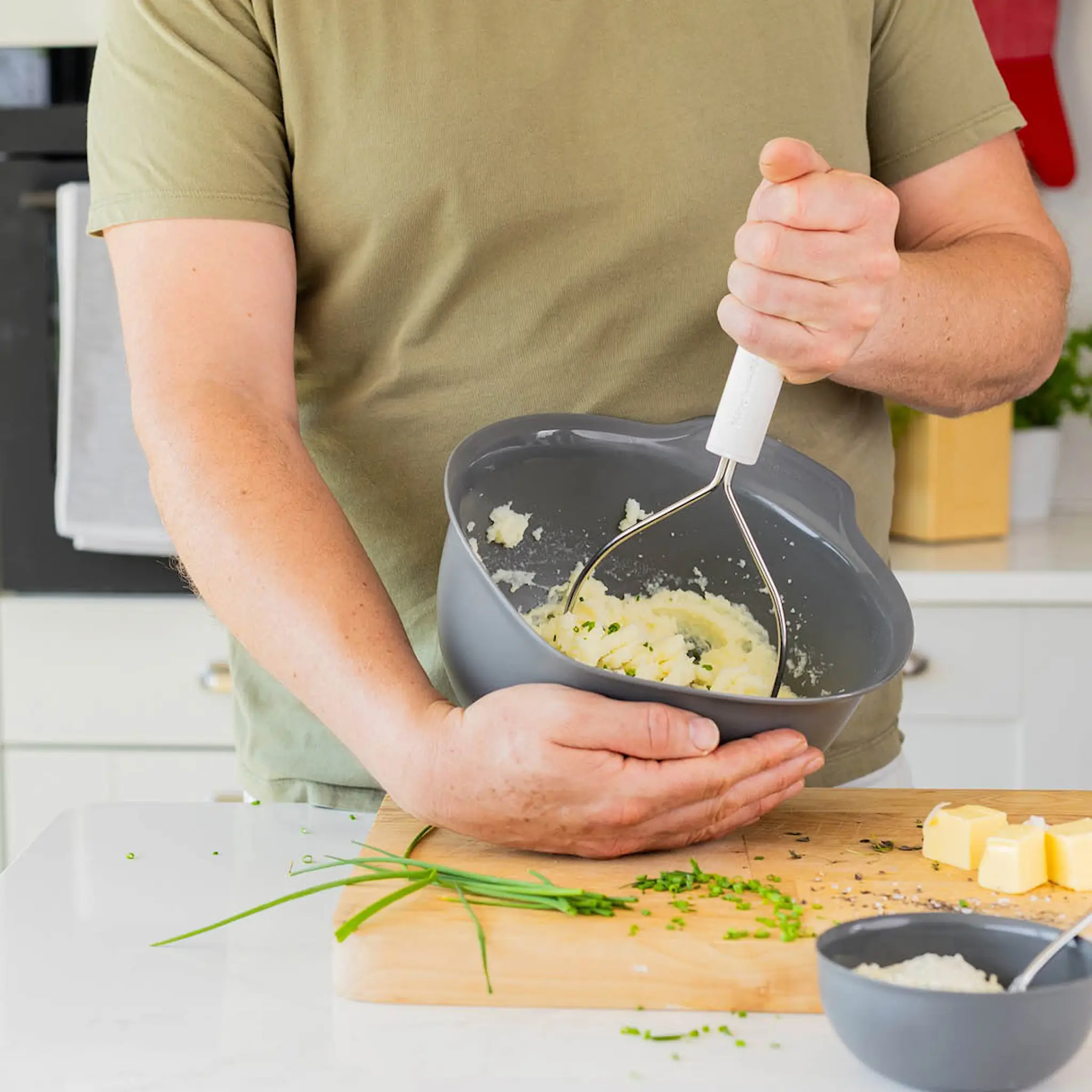 KitchenAid KitchenAid Classic Perunasurvin 25 cm Porcelain White