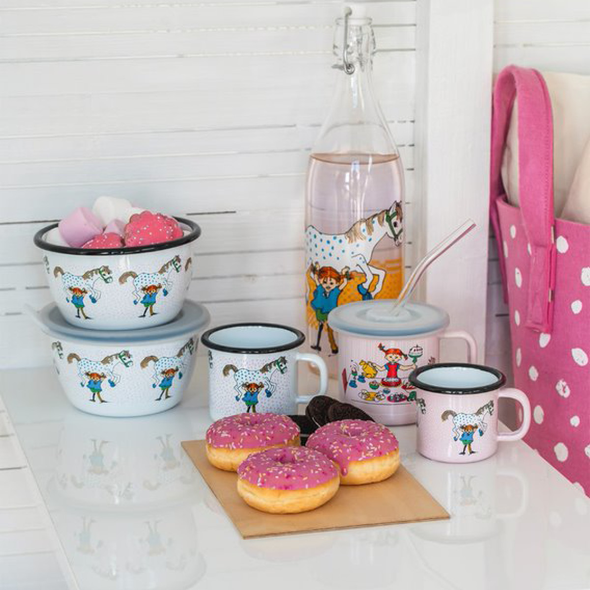 Muurla Pippi emaljskål lilla gubben 6 dl