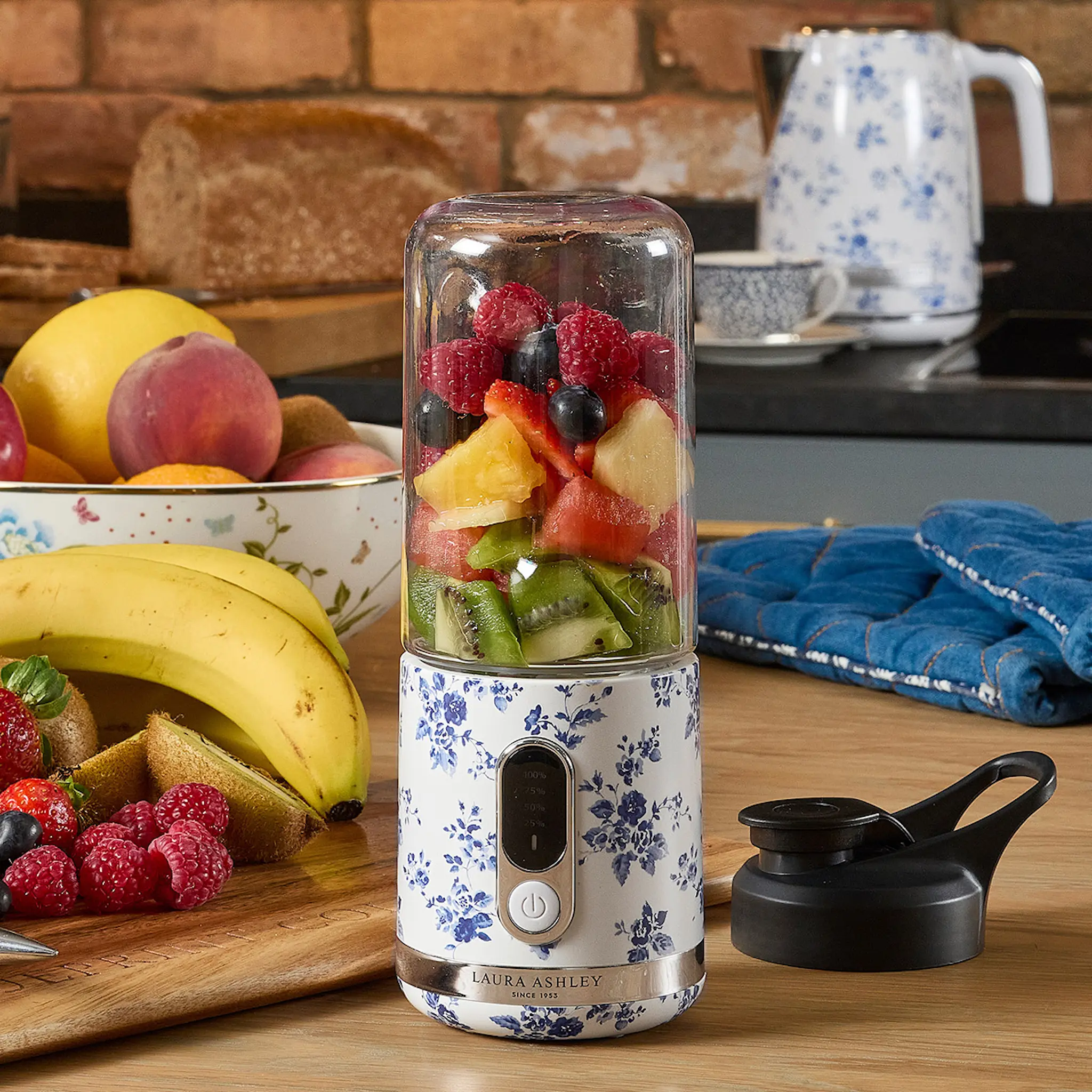 Laura Ashley Bärbar smoothieblender 45 cl China Rose blå/vit