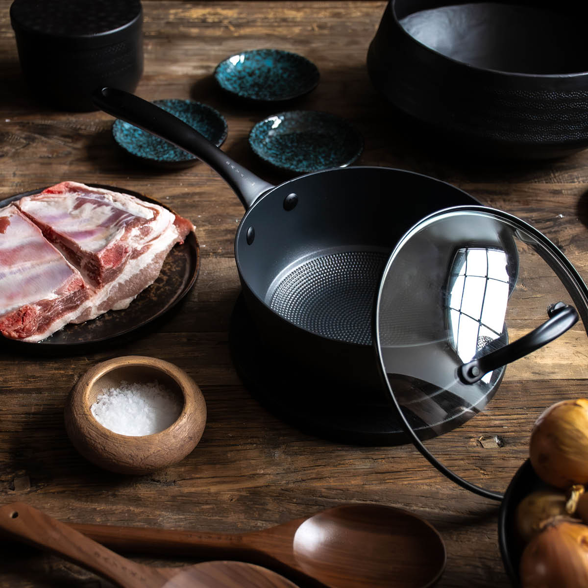 Satake Sautépanna gjutjärn med Honeycomb keramisk beläggning 20 cm