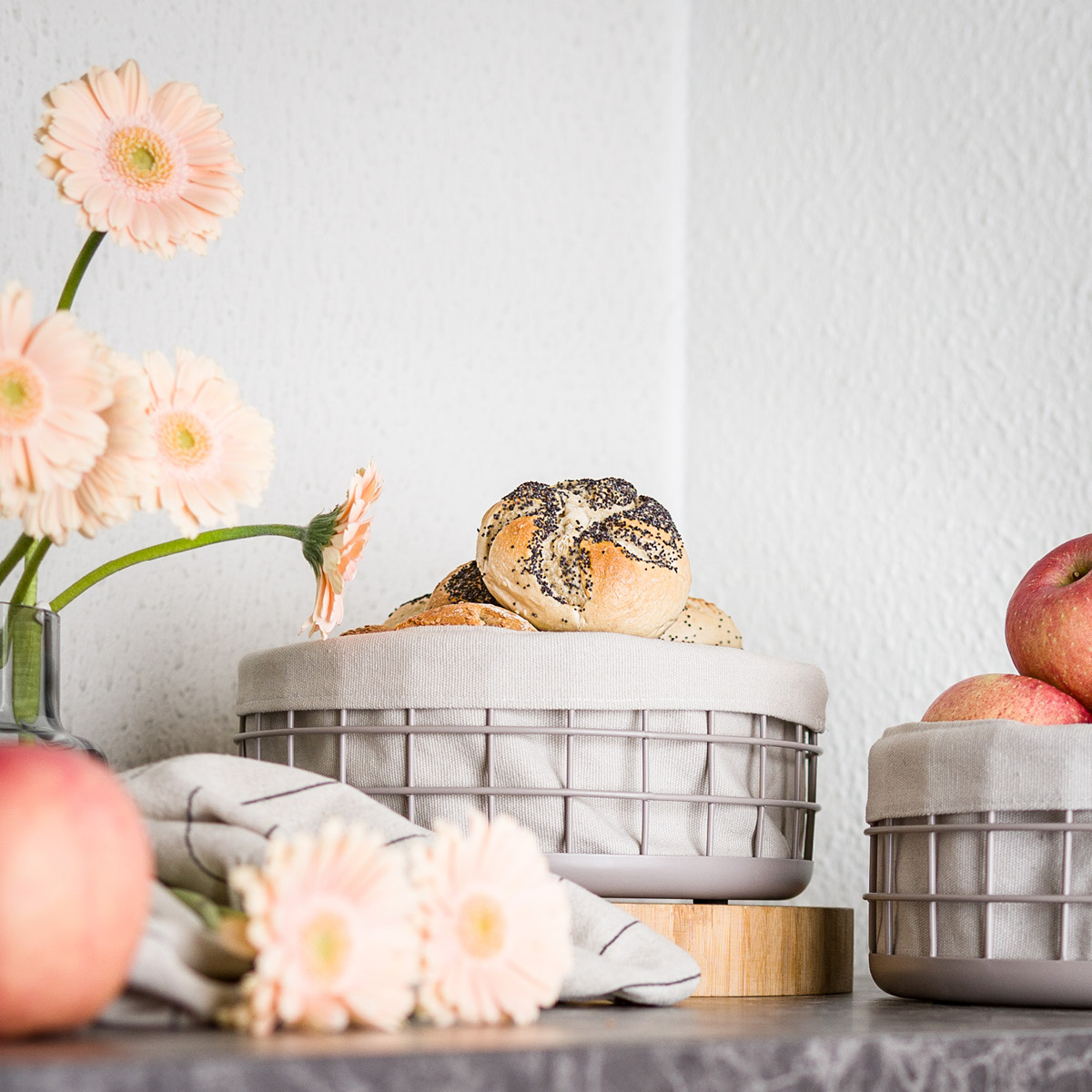 Modern House Lundi brødkurv 26 cm lys grå