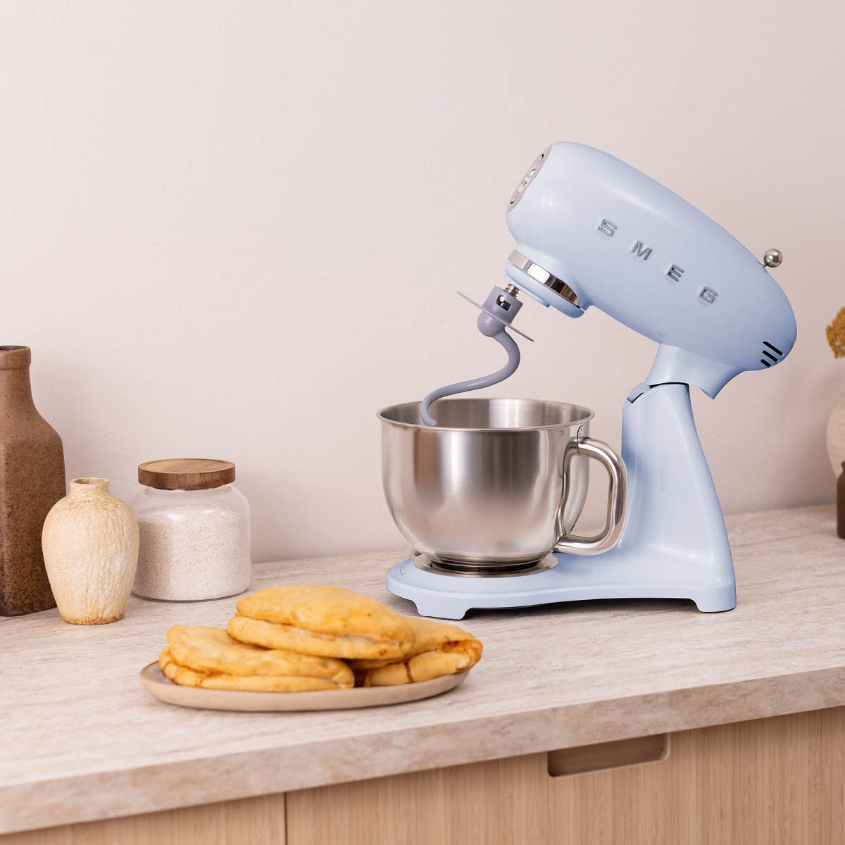 Smeg Smeg köksmaskin SMF05 4,8 L pastellblå