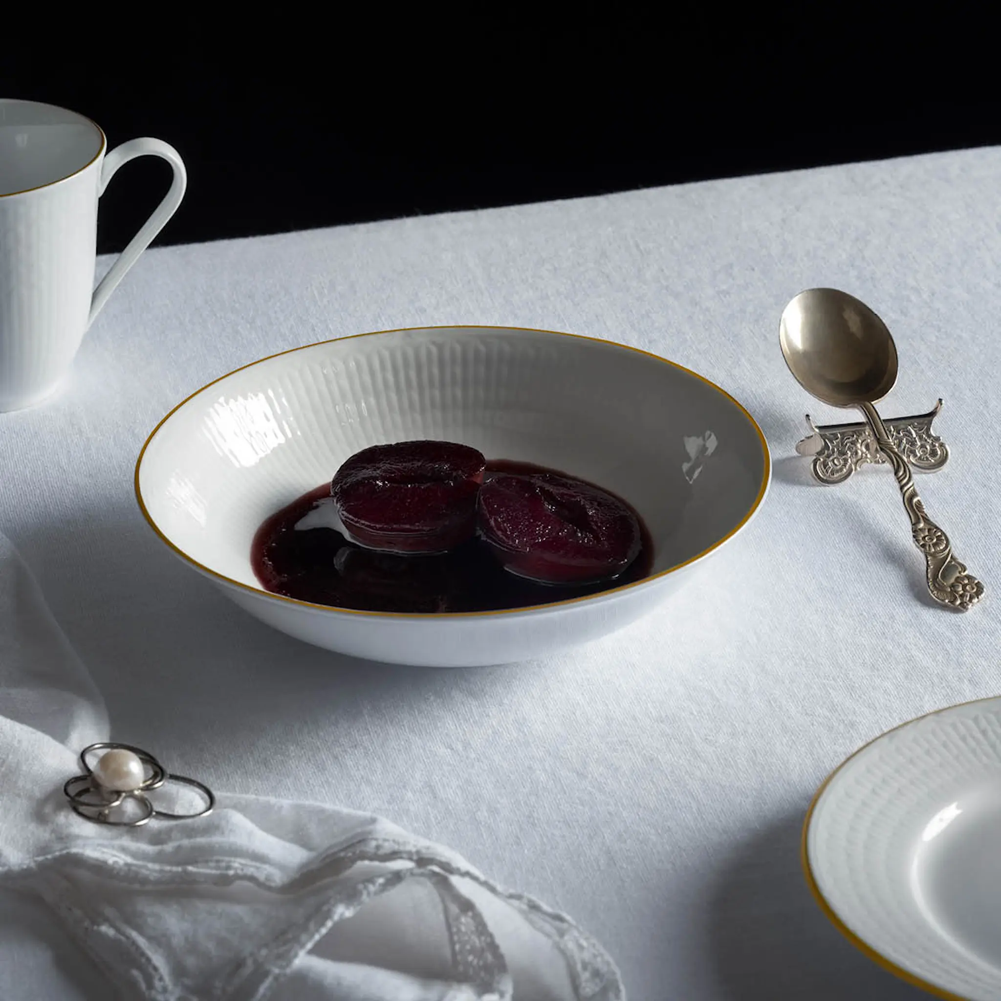 Rörstrand Swedish Grace Gala dyp tallerken 19 cm hvit hover