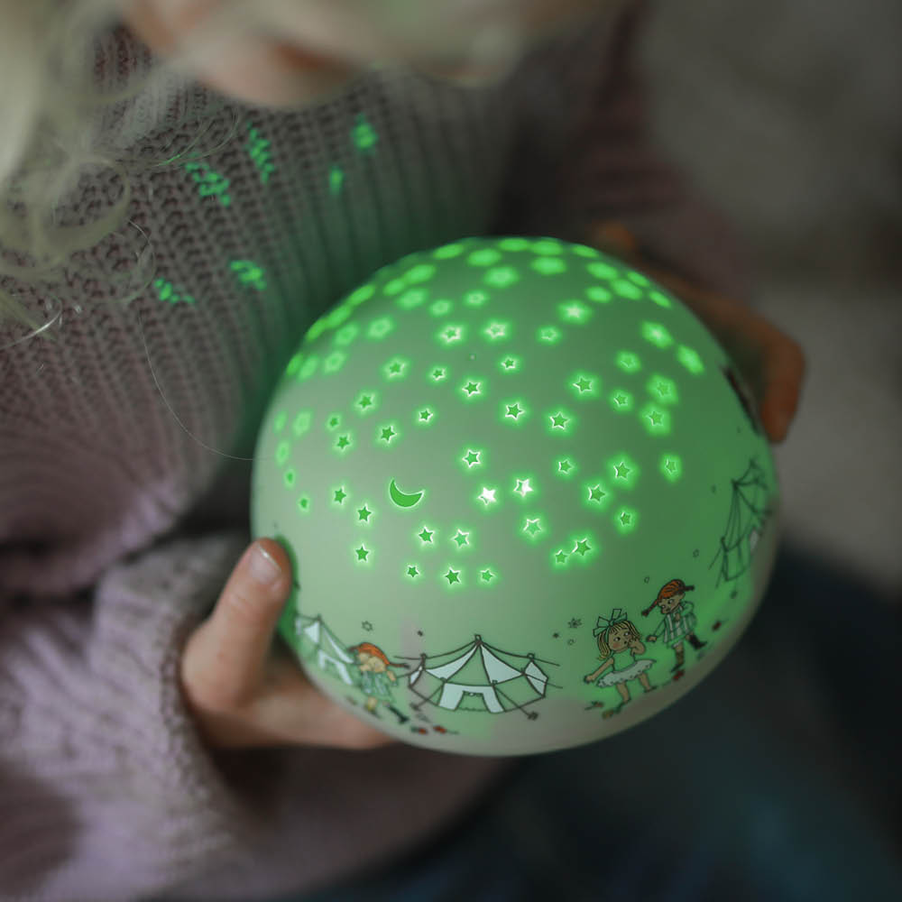 Rätt Start Pippi nattlampa med stjärnhimmel och musik