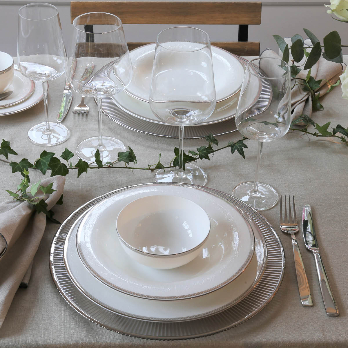 Stiernholm Plisse Undertallrik 33 cm klar/silver
