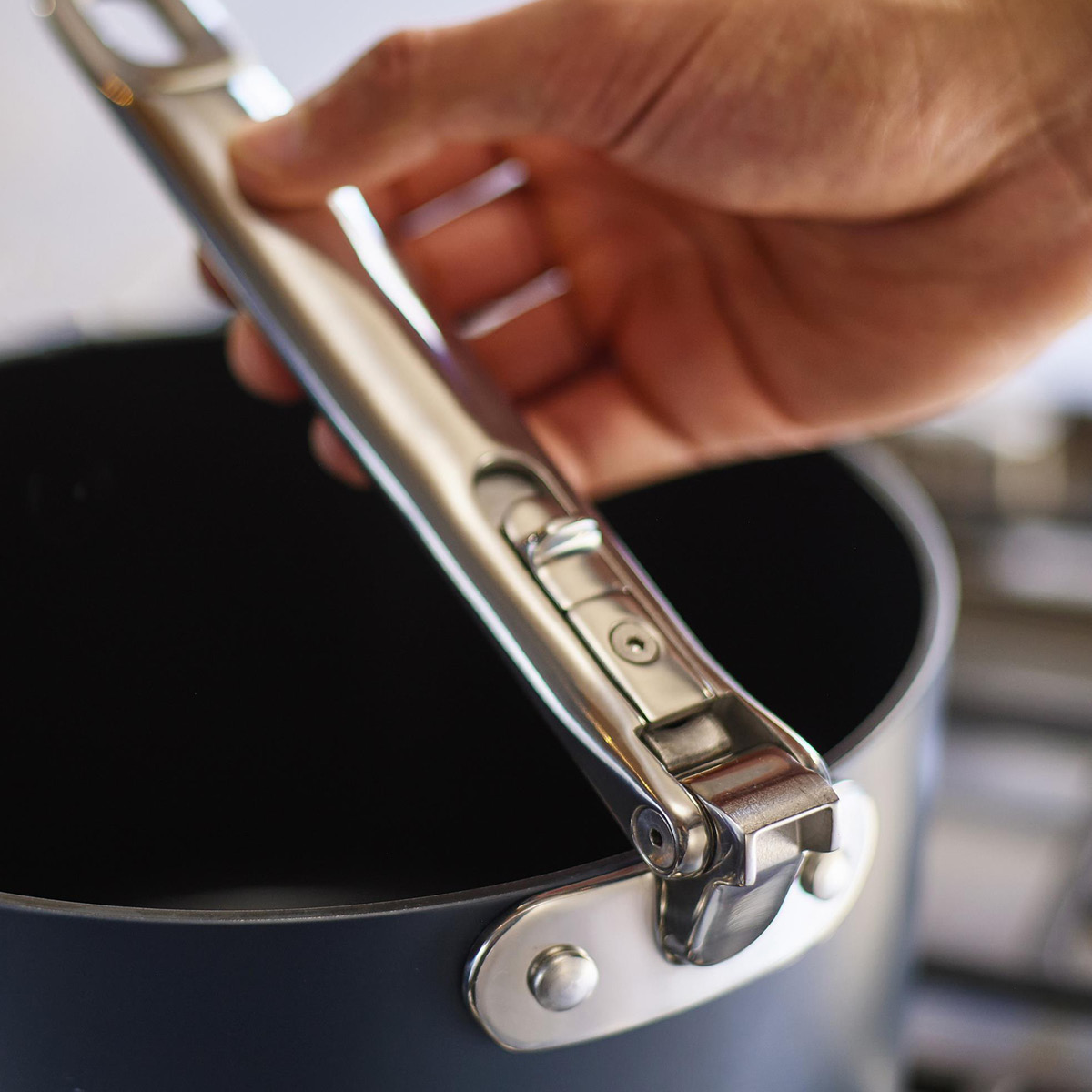 Joseph Joseph Space kastrull med lock 5,1 L 23 cm midnight blue