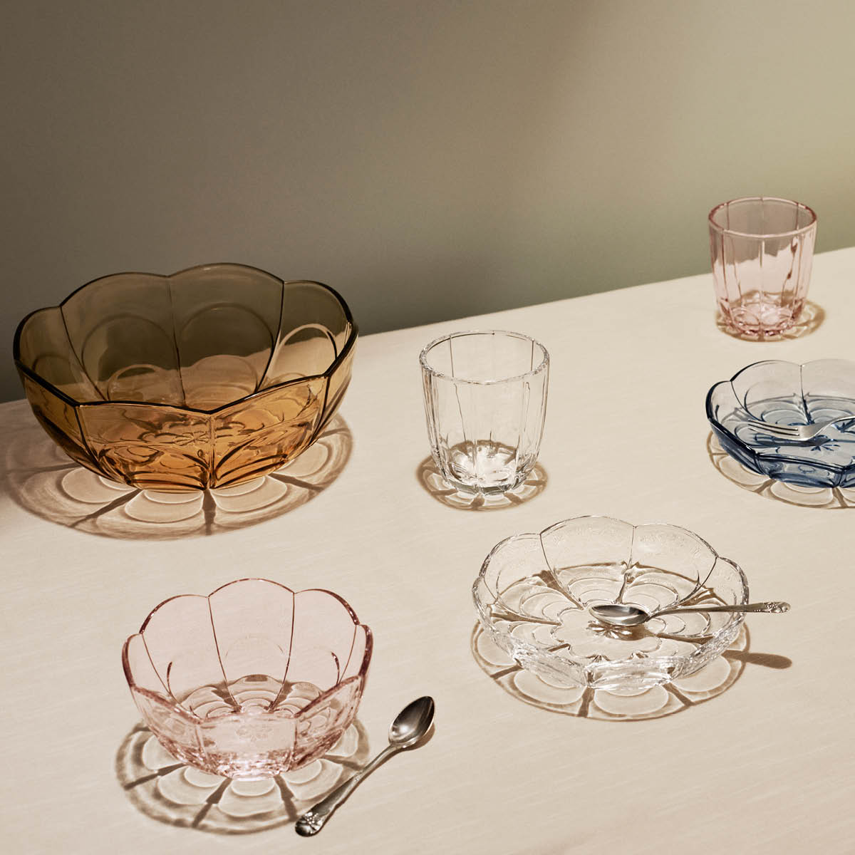 Holmegaard Lily skål 23 cm toffee rose