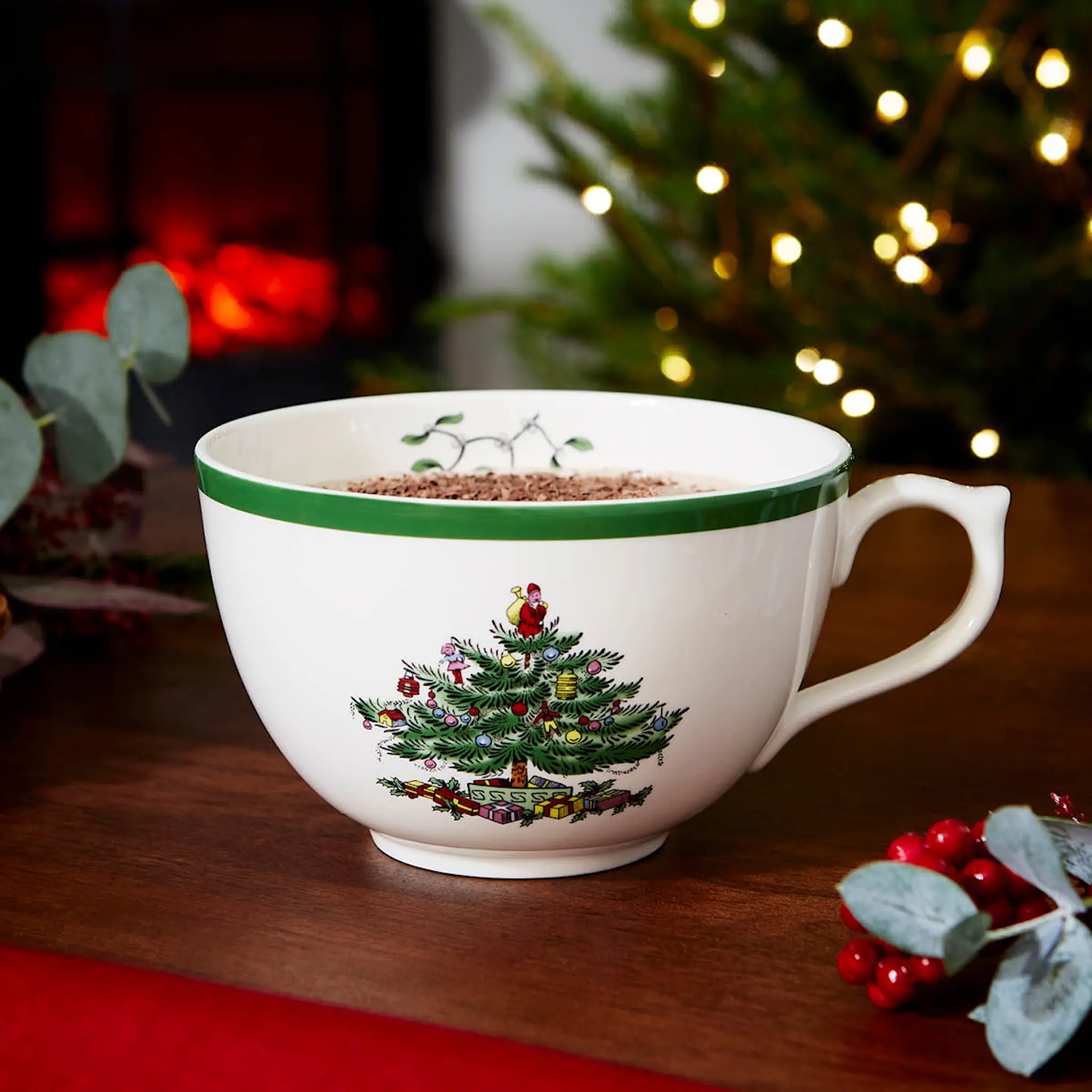 Spode Christmas Tree 2025 mugg 34 cl & underlägg set 5 delar