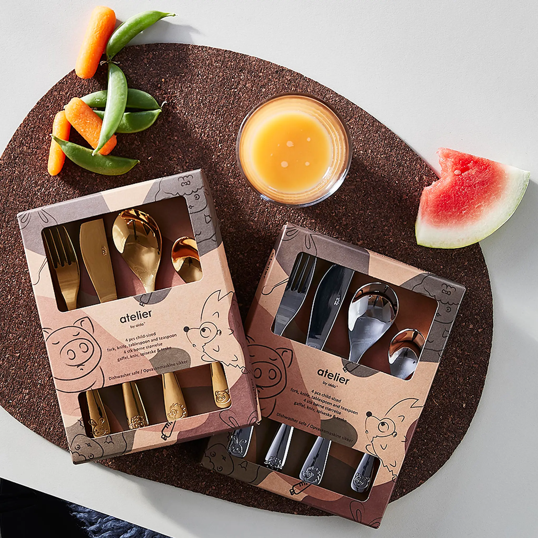 Aida Lasten aterimet 4 osaa Hopea