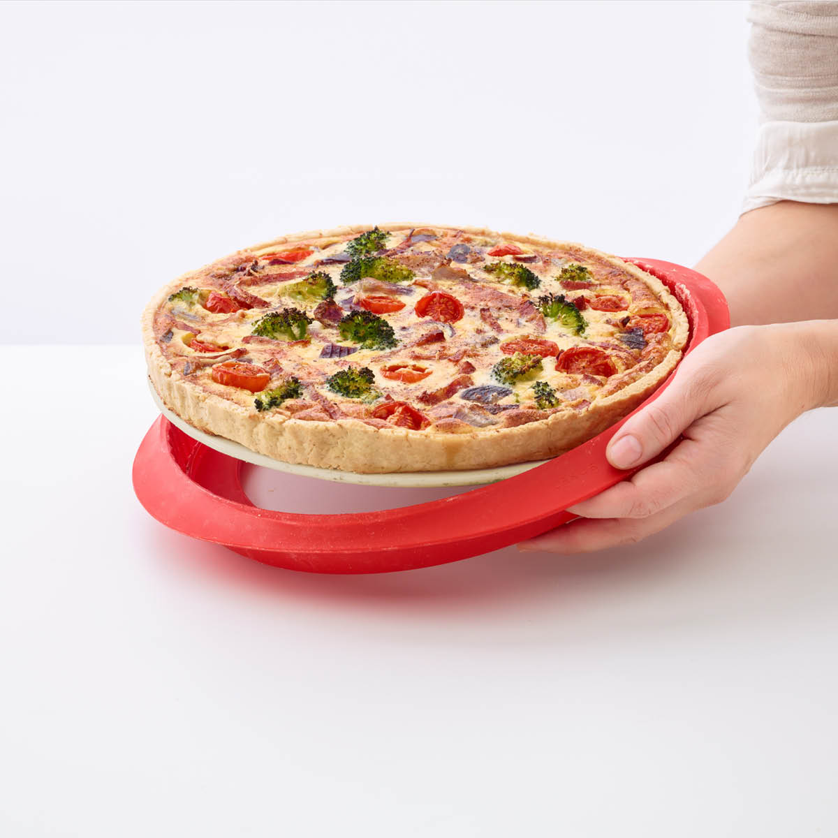 Lékué Quiche pajform i silikon med tallrik 28 cm 1,5 L röd/vit