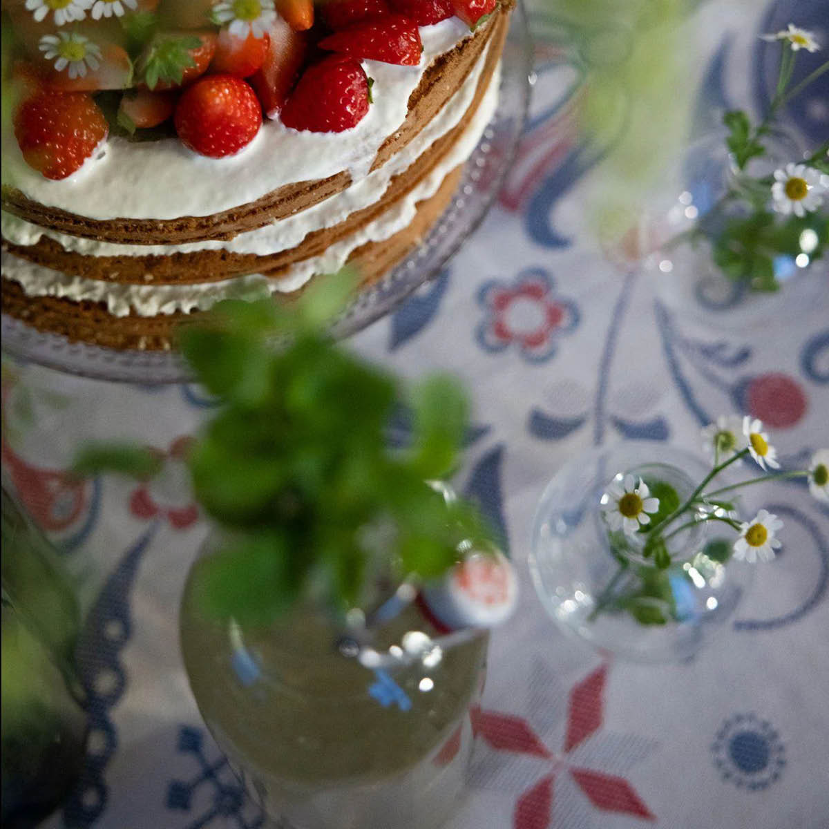 Ekelund Torplyckan duk 145x300 cm blå