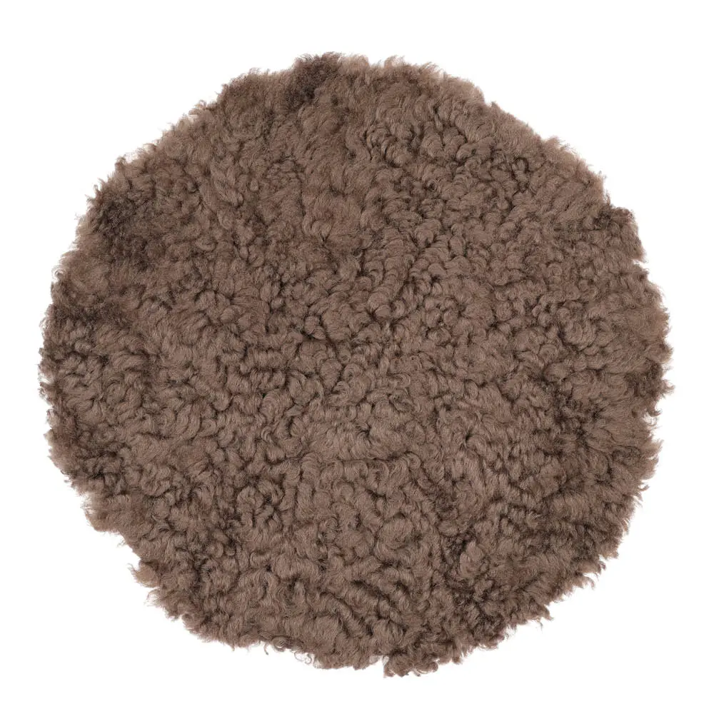 Sitteunderlag new zealand saueskinn kort ull 34 cm chocolate
