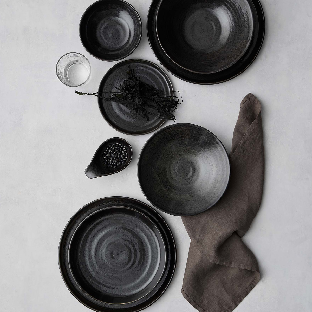 Tell Me More Fenix Tarjoilukulho 23,5 cm Musta