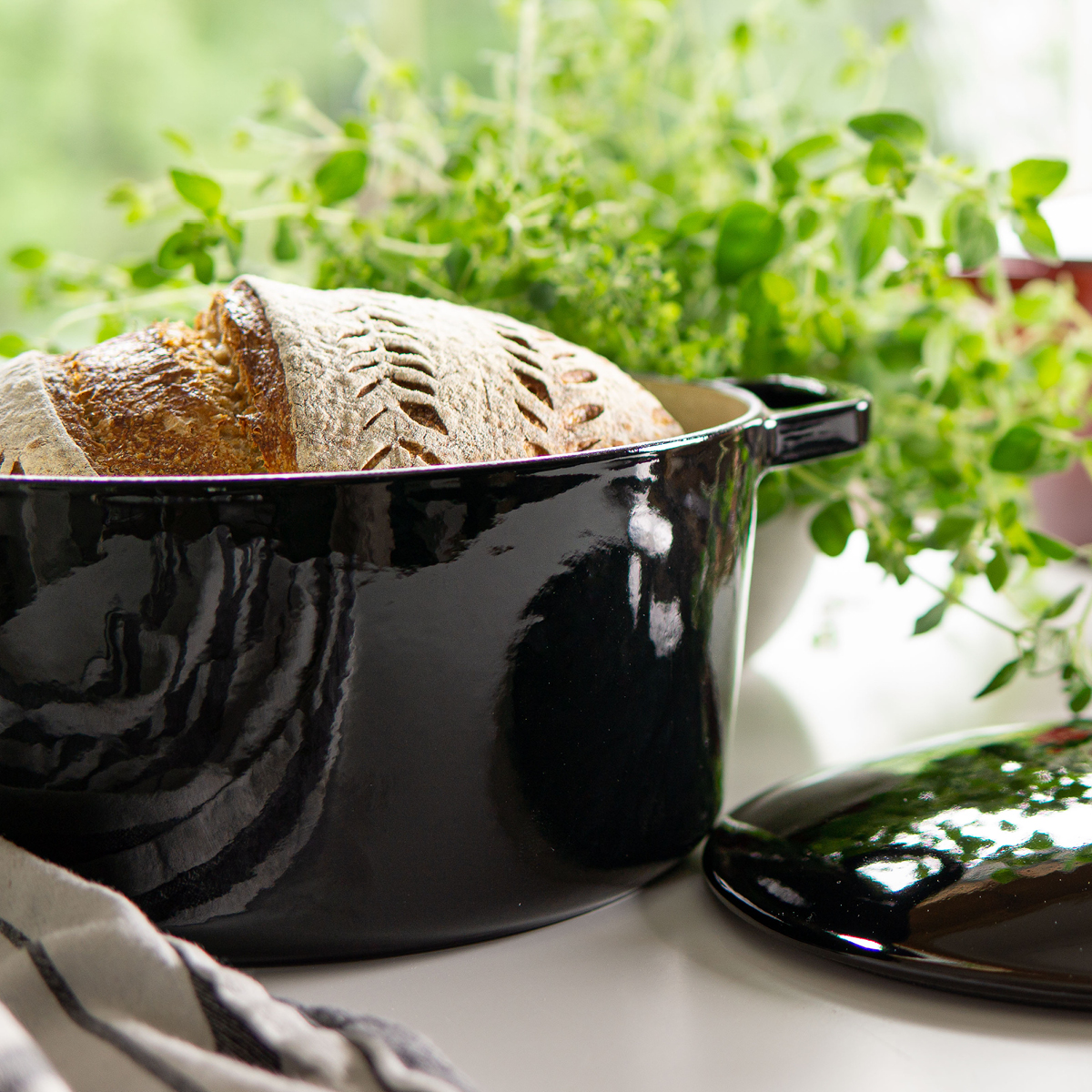 Sabor Støpejernsgryte 6,7L svart