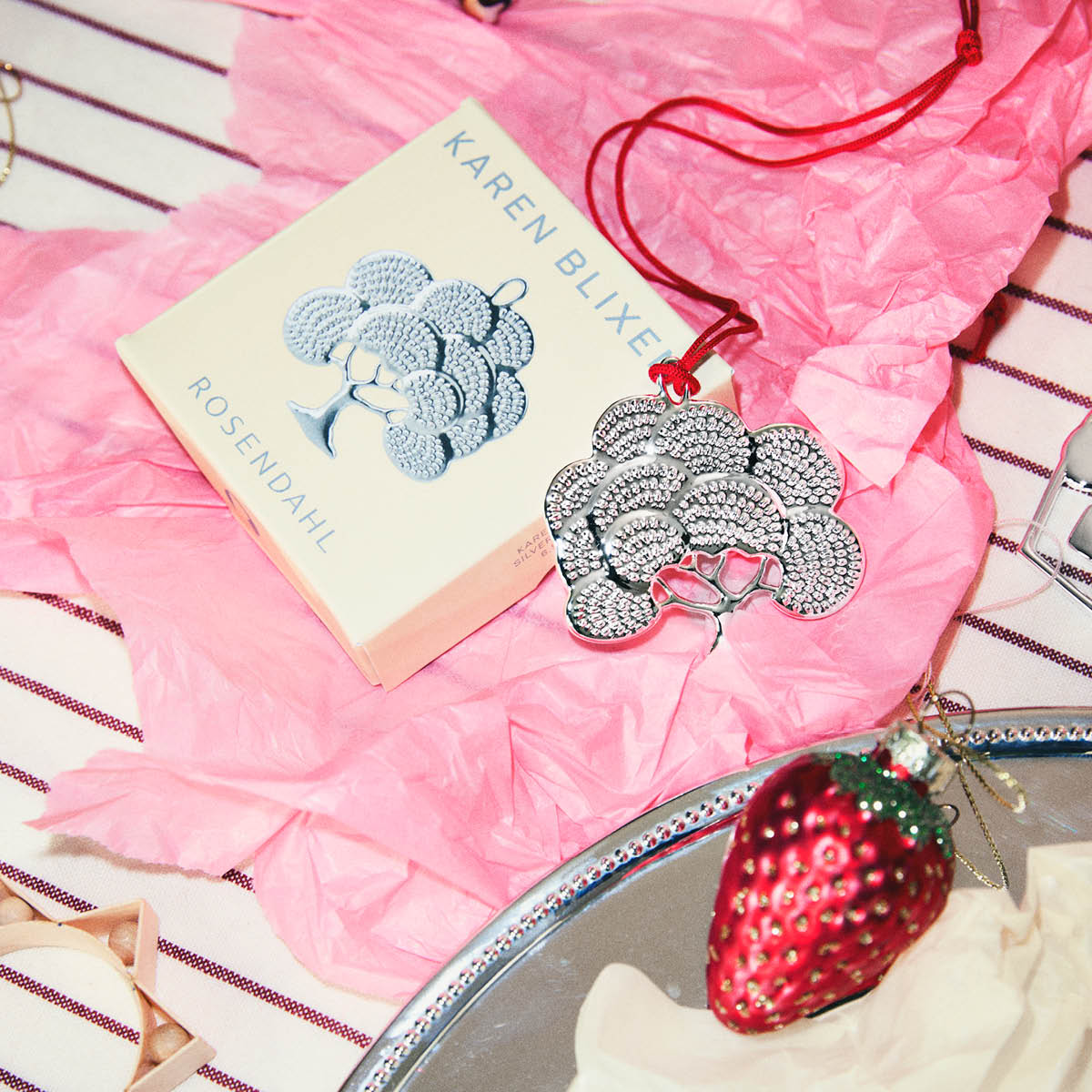 Rosendahl Karen Blixen ornament 6,5 cm Karen's Oak silver