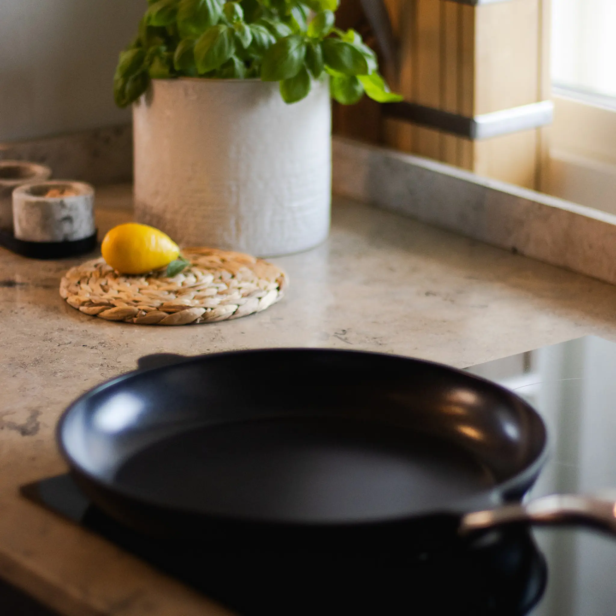 OnePan OnePan Paistinpannu 30 cm Tummanharmaa