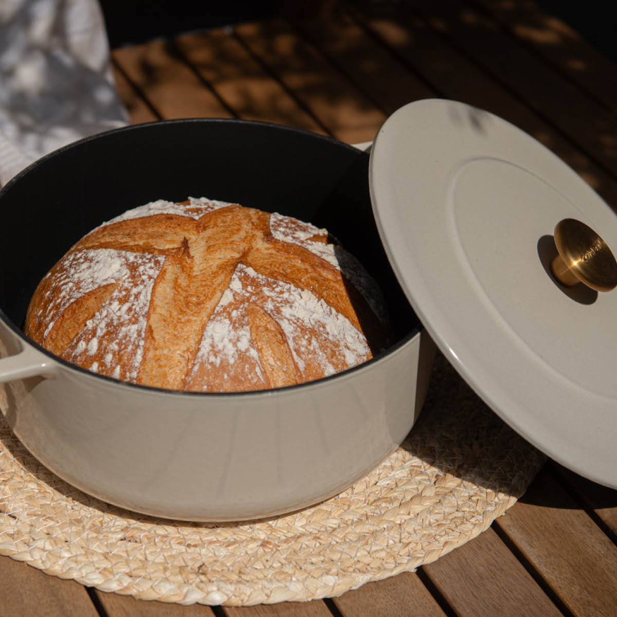 Combekk Gjutjärnsgryta 24 cm 3,8 L sand