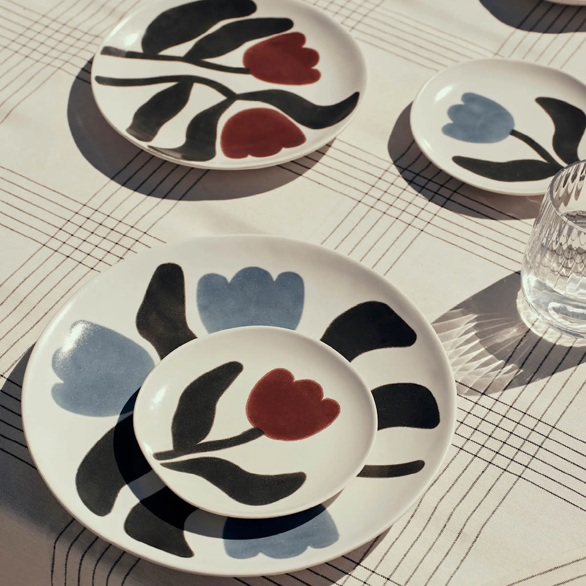 Broste Copenhagen Dora tallerken 15 cm Dusty Blue/Agave Green