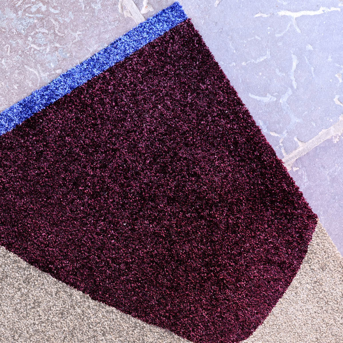 Mette Ditmer Rocks golvmatta 80x55 cm vinröd