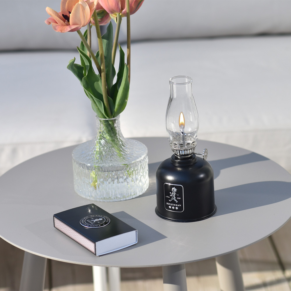 SOLSTICKAN Oljelampe 20 cm matt svart