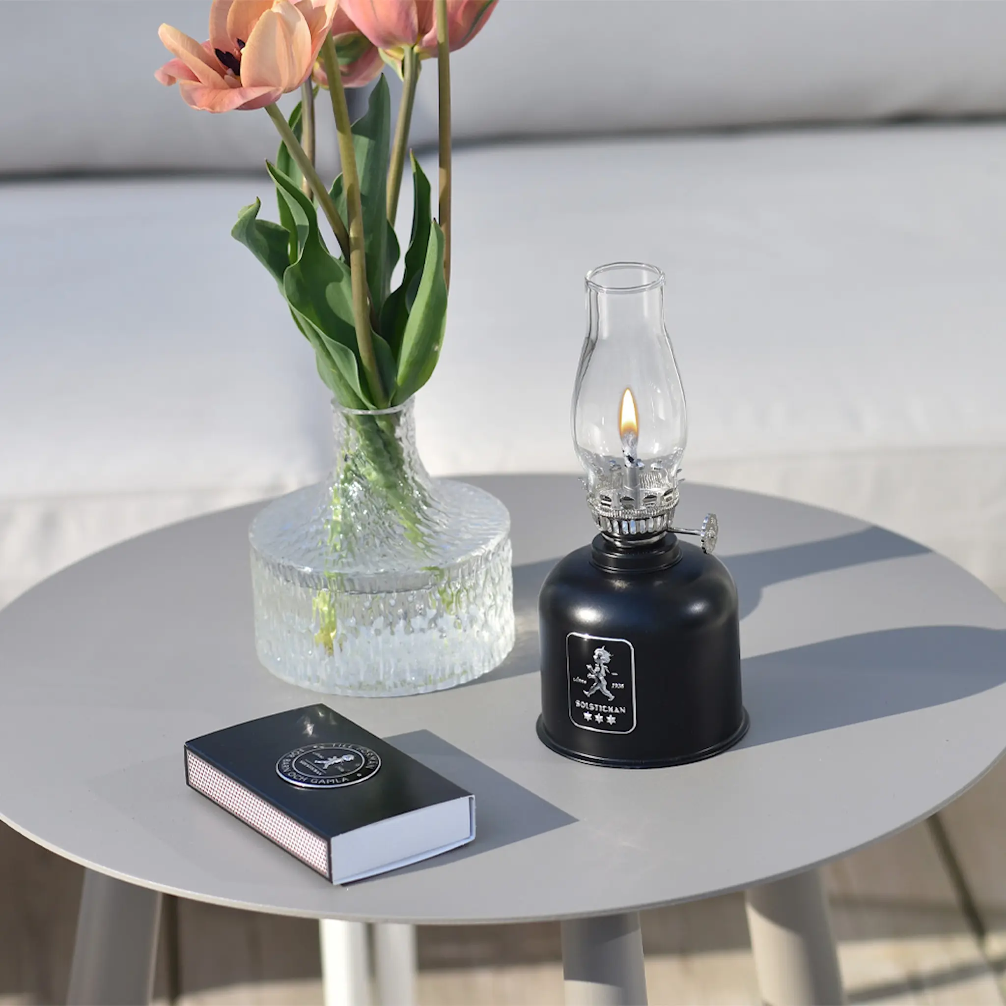 SOLSTICKAN Öljylamppu 20 cm Musta