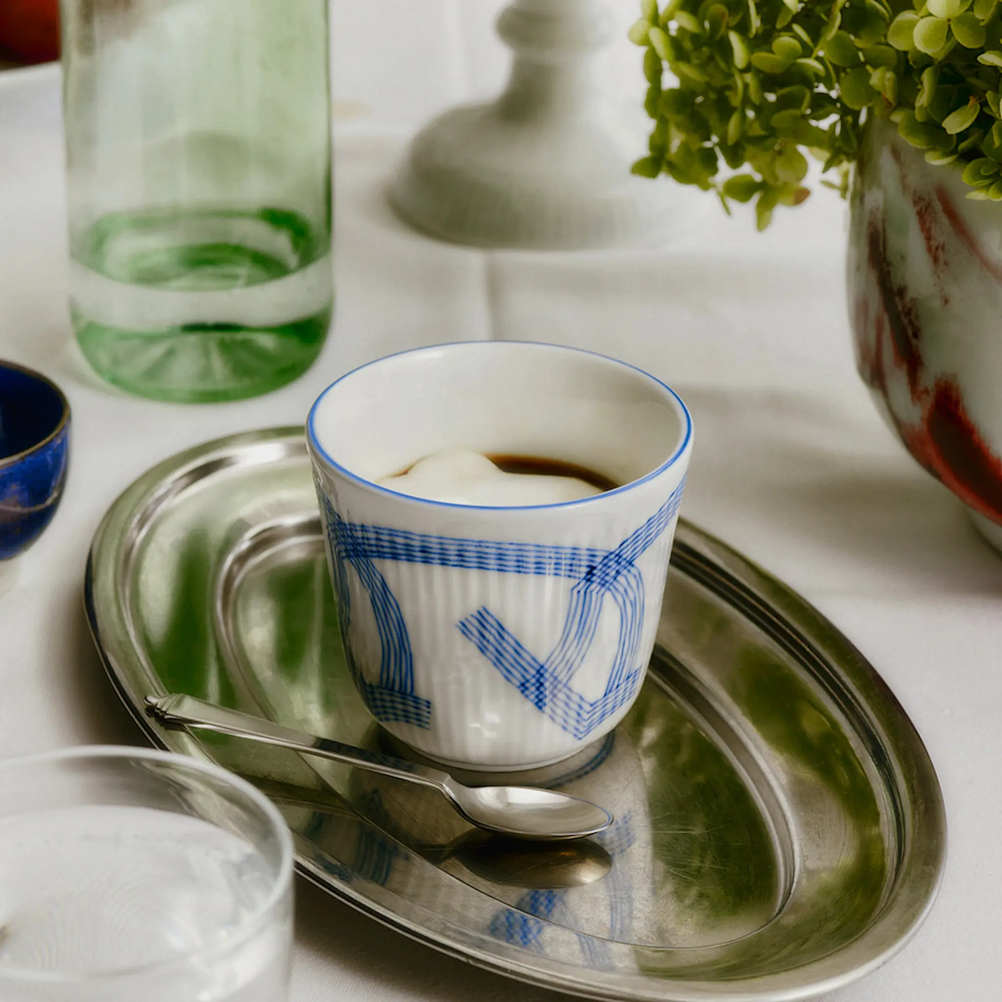 Royal Copenhagen Motif termomugg 26 cl blå/vit