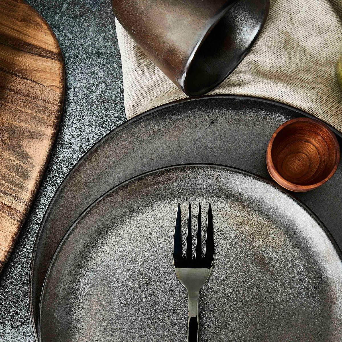 Aida RAW Metallic Brown asjett 20 cm