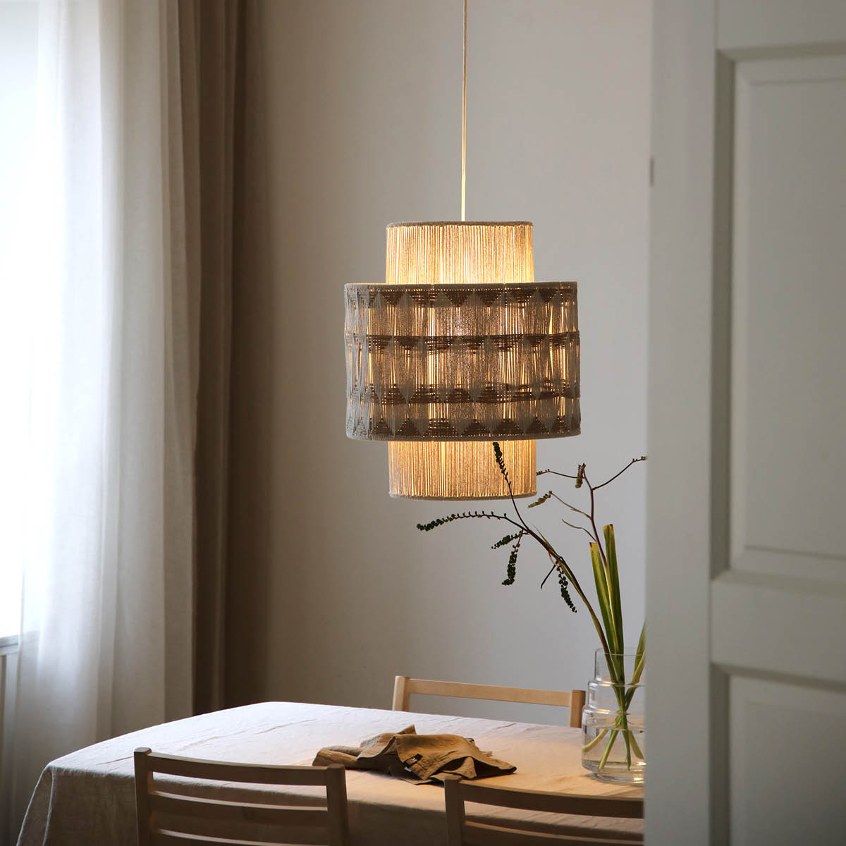 Markslöjd Ano pendellampa 52 cm beige/brun