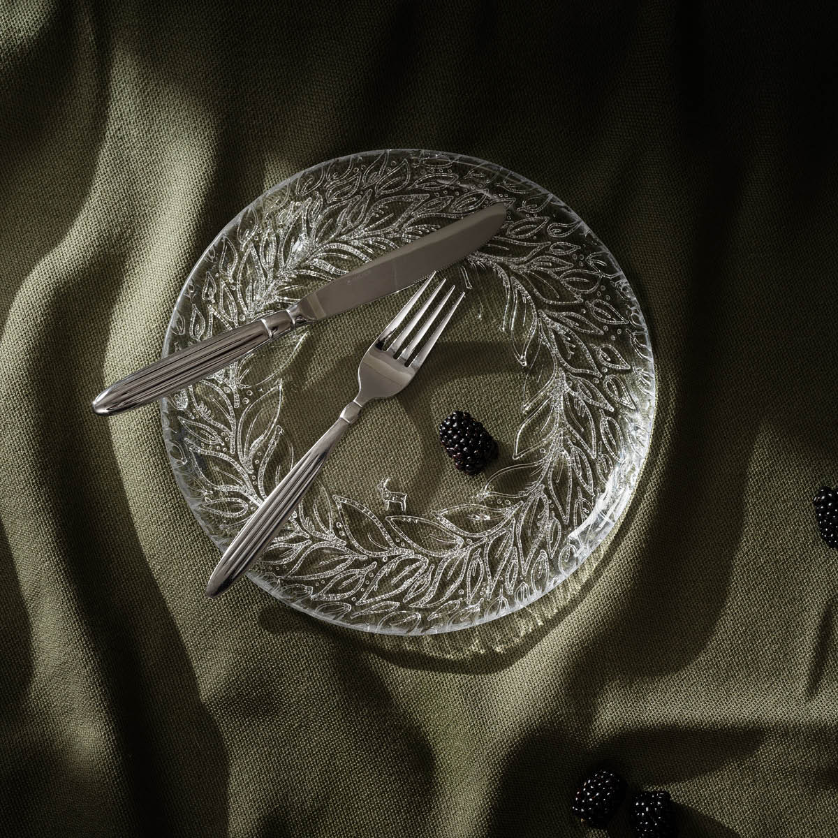 Magnor Goat tallrik i glas 28 cm klar