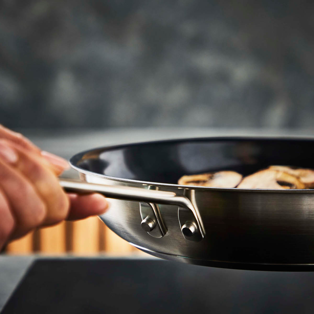 Tefal Nordica stekpanna 24 cm keramisk