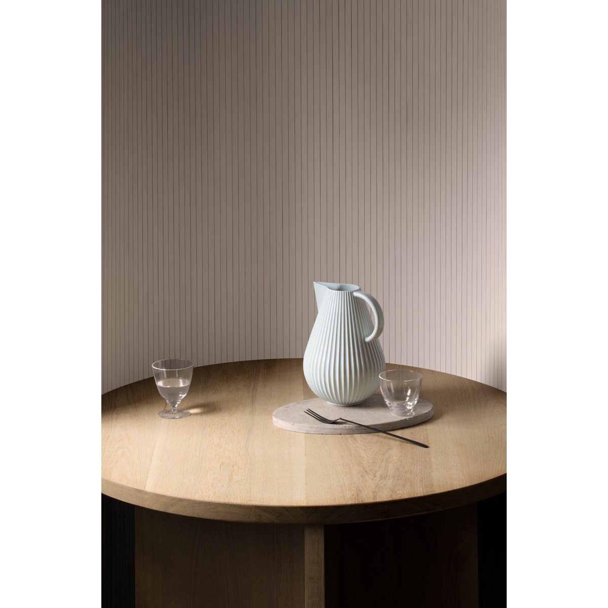 Lyngby Porcelæn Tura kanne/vase h27,5 hvit