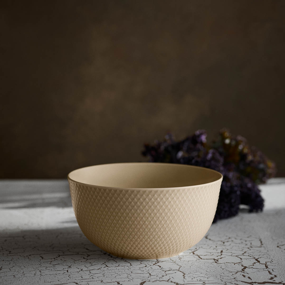 Lyngby Porcelæn Rhombe Earth Tarjoilukulho 22 cm Marble