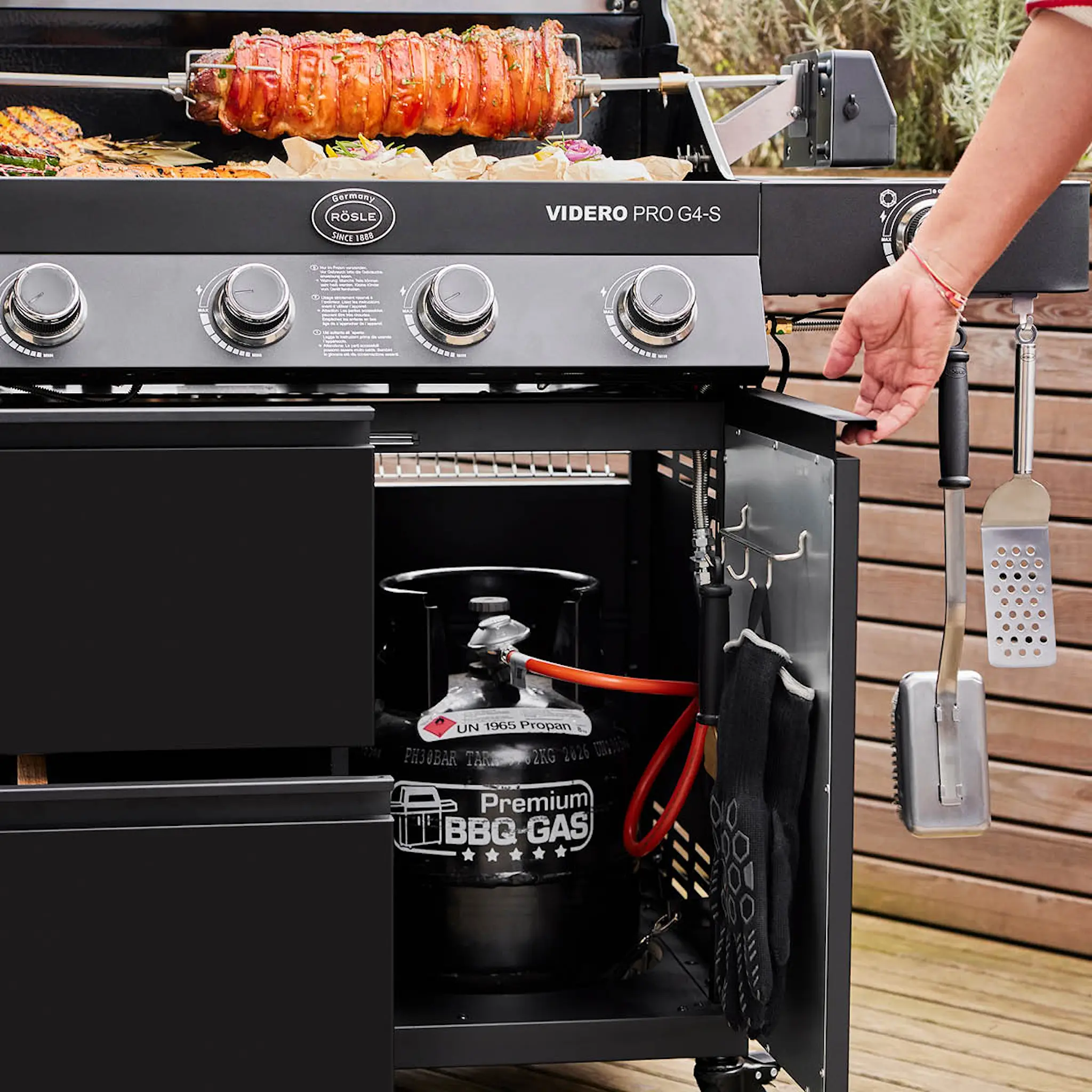Rösle Videro PRO G4-S Vario+ gasolgrill 20500W svart