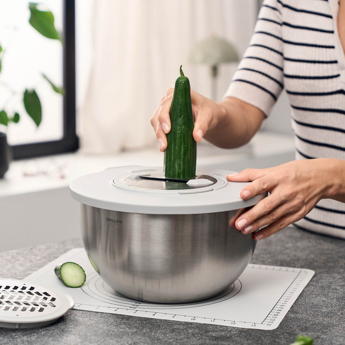 Zwilling Fresh & Save vakuumskål i rostfritt stål med lock 4L 24 cm