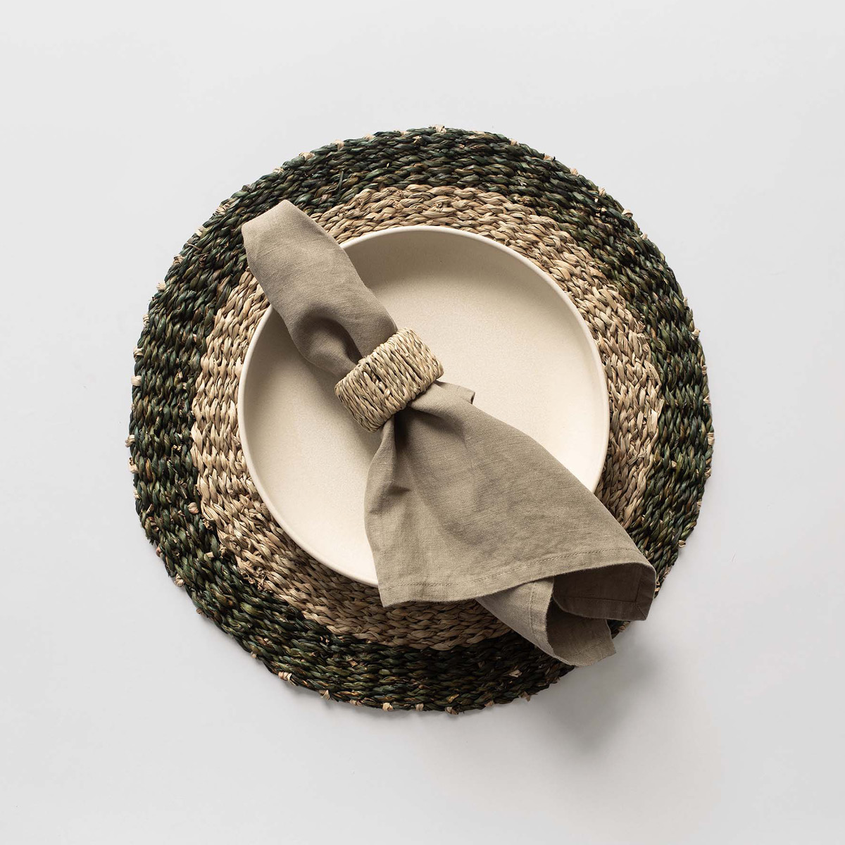 Tell Me More Nori Lautasliinarengas 4 kpl Puu