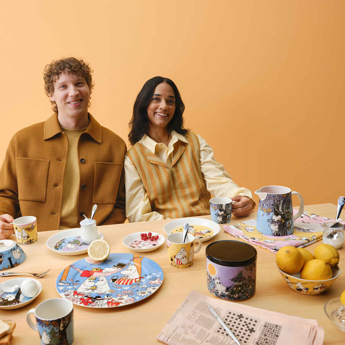 Moomin Arabia Mummi mugge 1L Venner for alltid 80 år