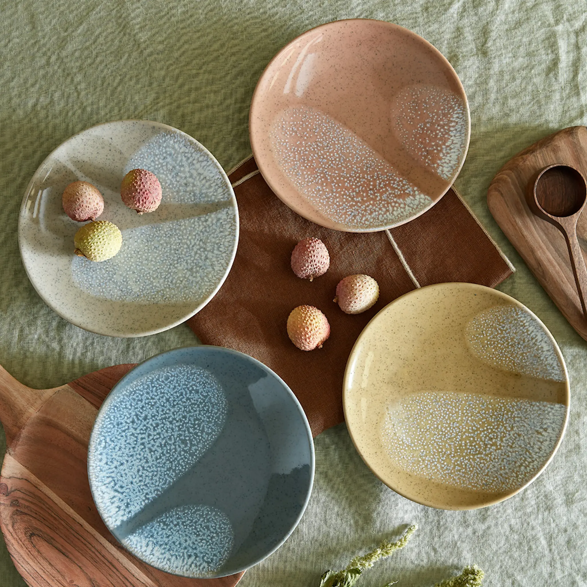 Denby Lautanen 17 cm 4 kpl Monivärinen