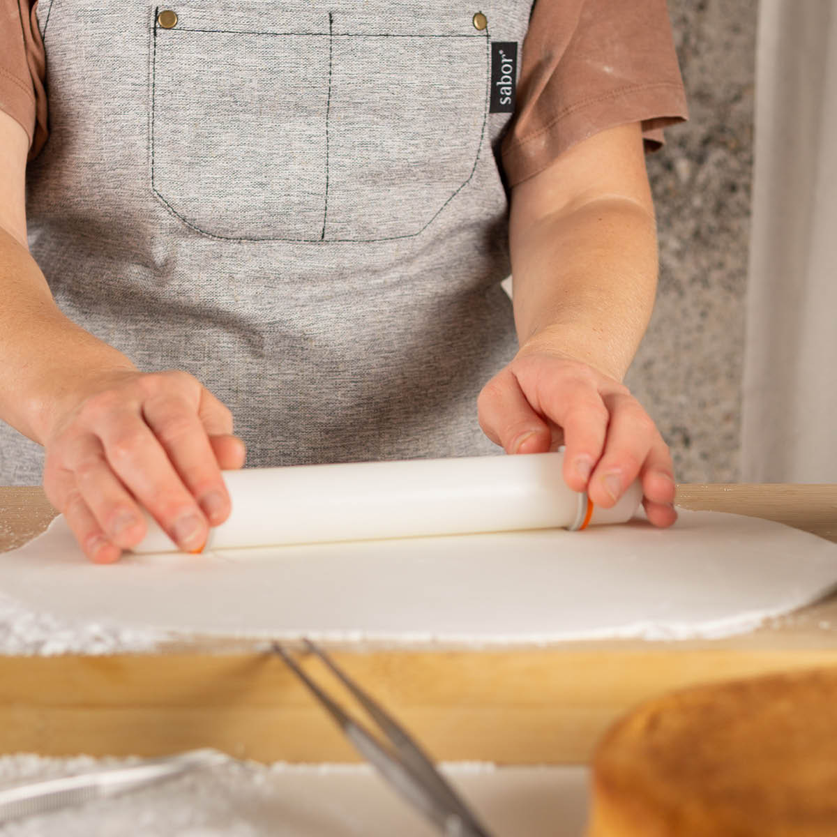 Modern House bAYk fondantrulle 23 cm hvit