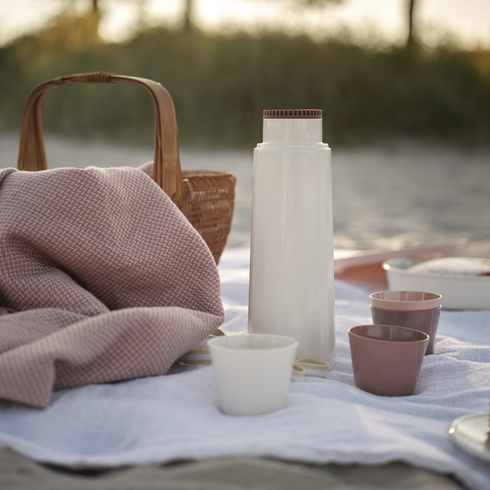 RIG-TIG Picnic Termospullo 1 L 4 kuppia Blossom/Valkoinen