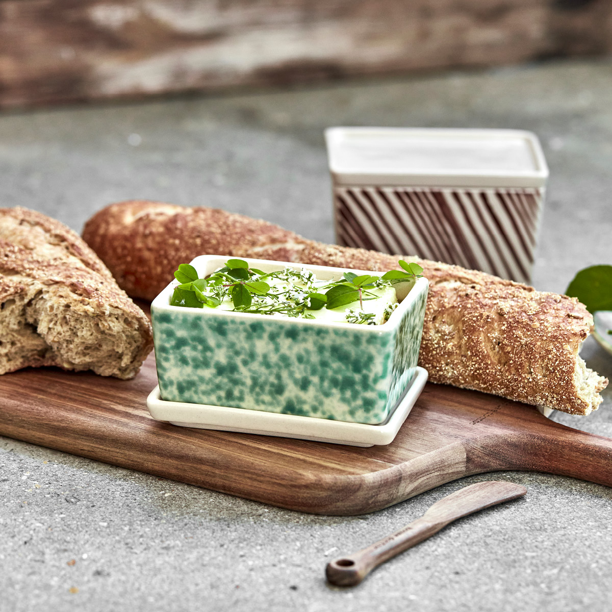 House Doctor Diva förvaringslådor i stengods 2-pack grön/brun