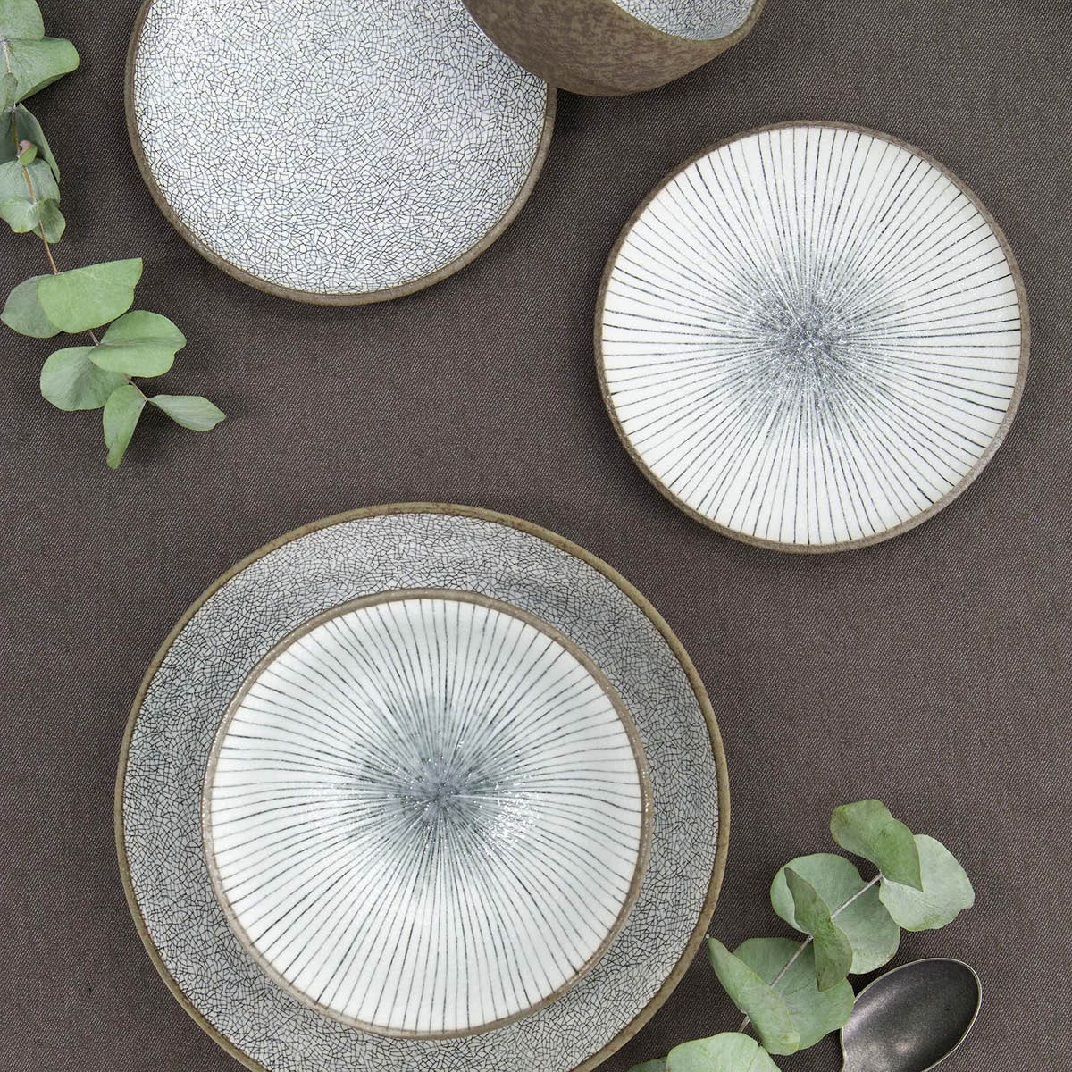 Tokyo Design Studio Satomaki Kairagi Syvä Lautanen 23x5 cm Ruskea