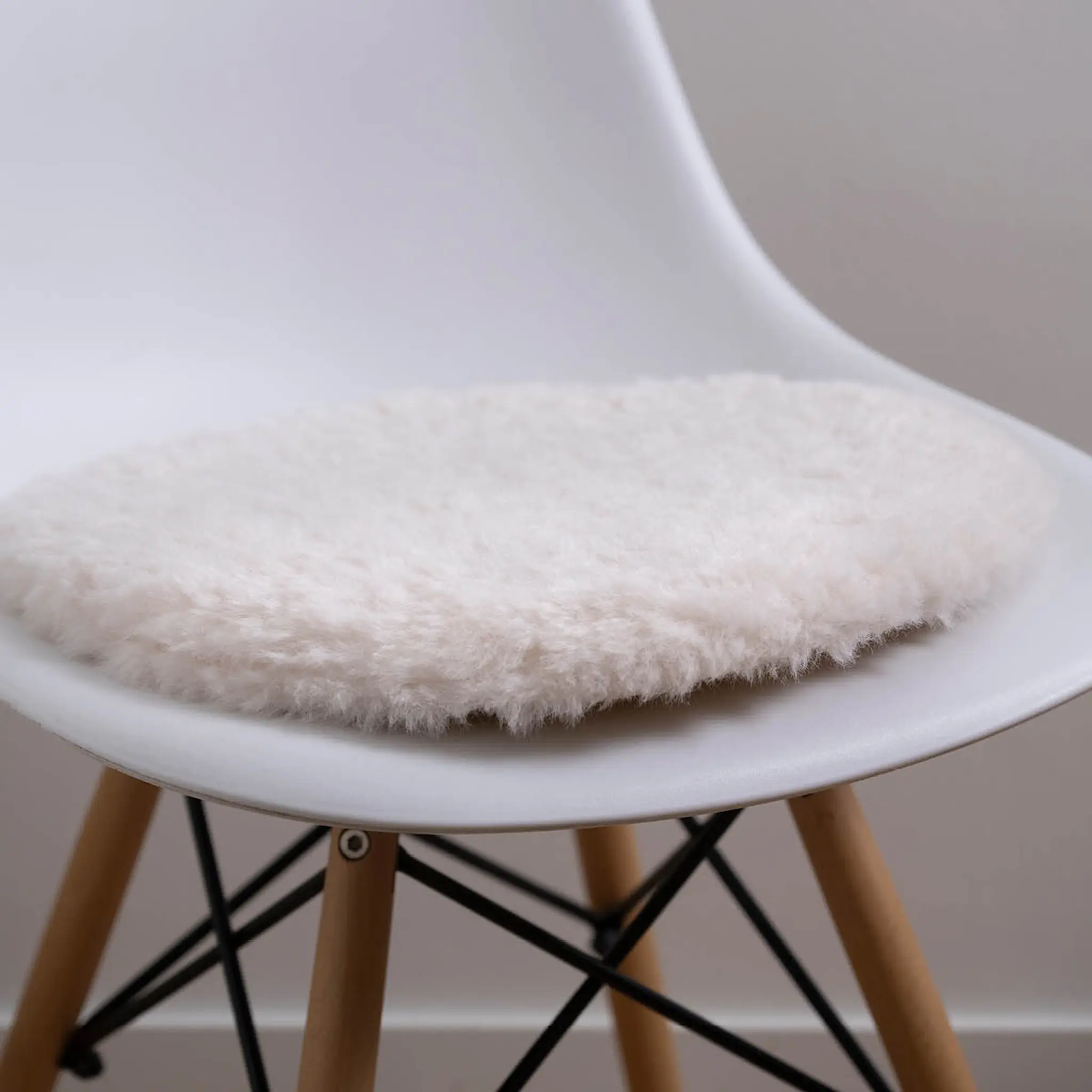 Fanni K Wooly setepute 38 cm hvit