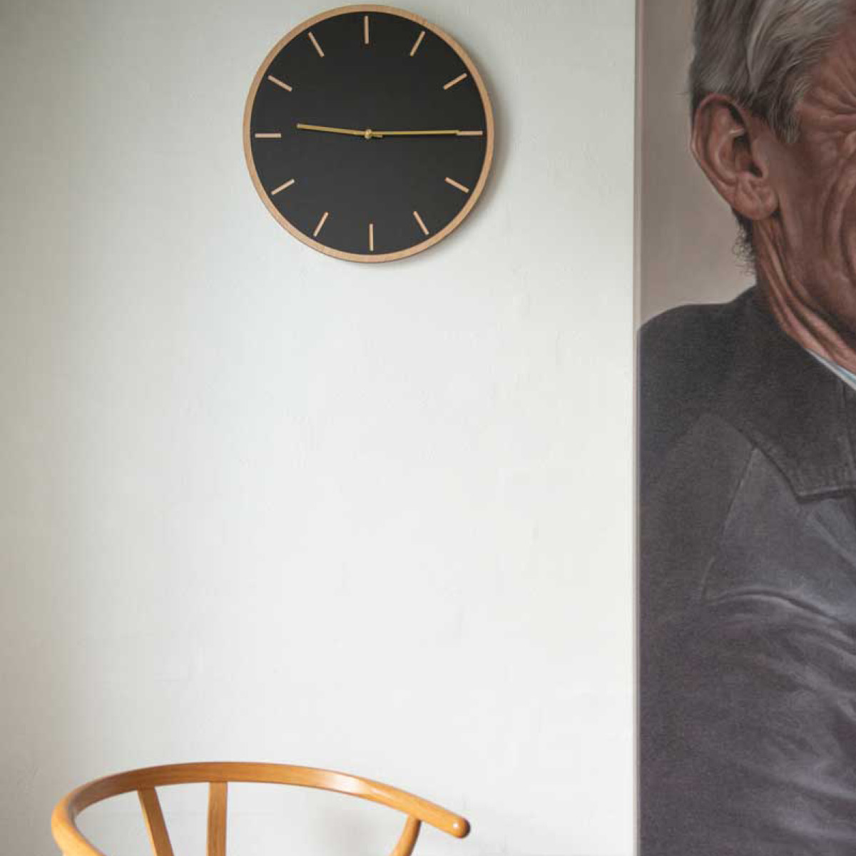 Hemverk Nero väggklocka 28 cm svart med kopparvisare