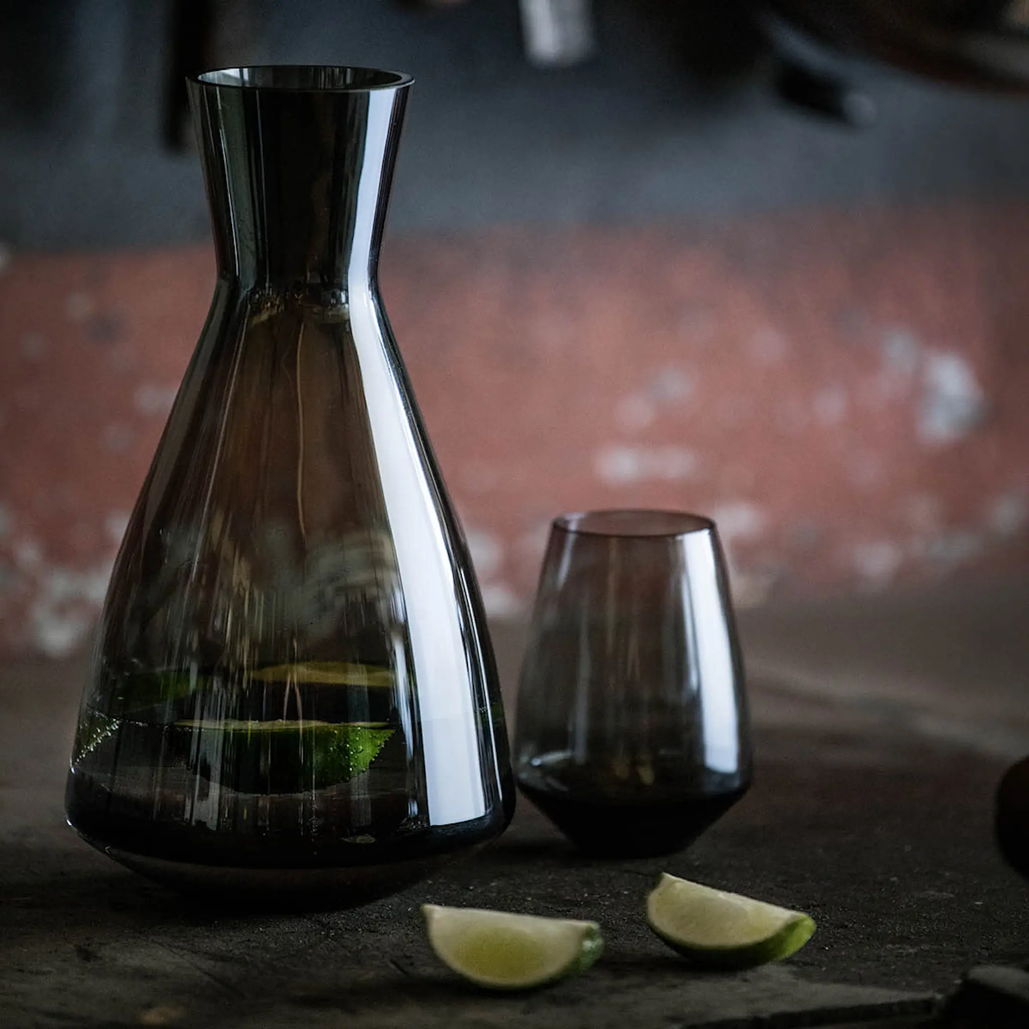 Magnor Noir Vattenglas 35 cl Svart