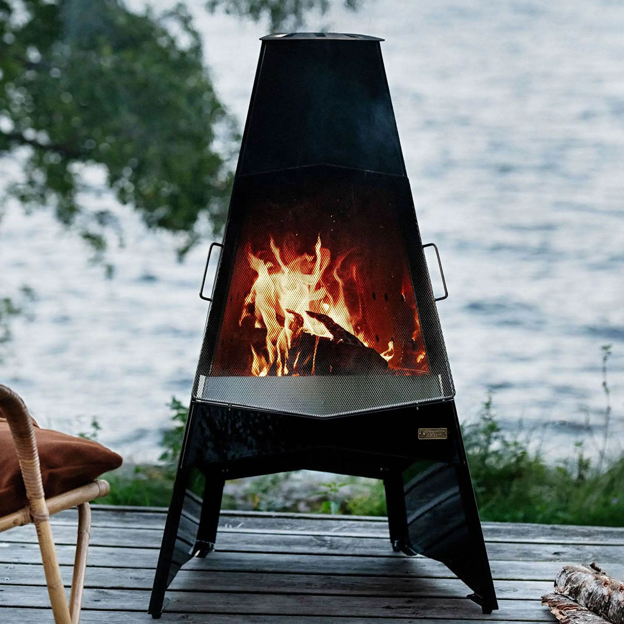 Espegard Puukamiina 100 cm Musta