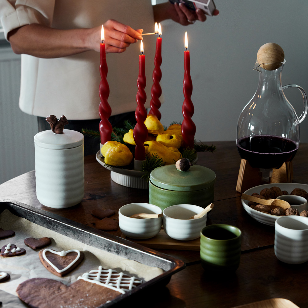 Sagaform Ellen Ekorreburk med lock 13.5cm Benvit