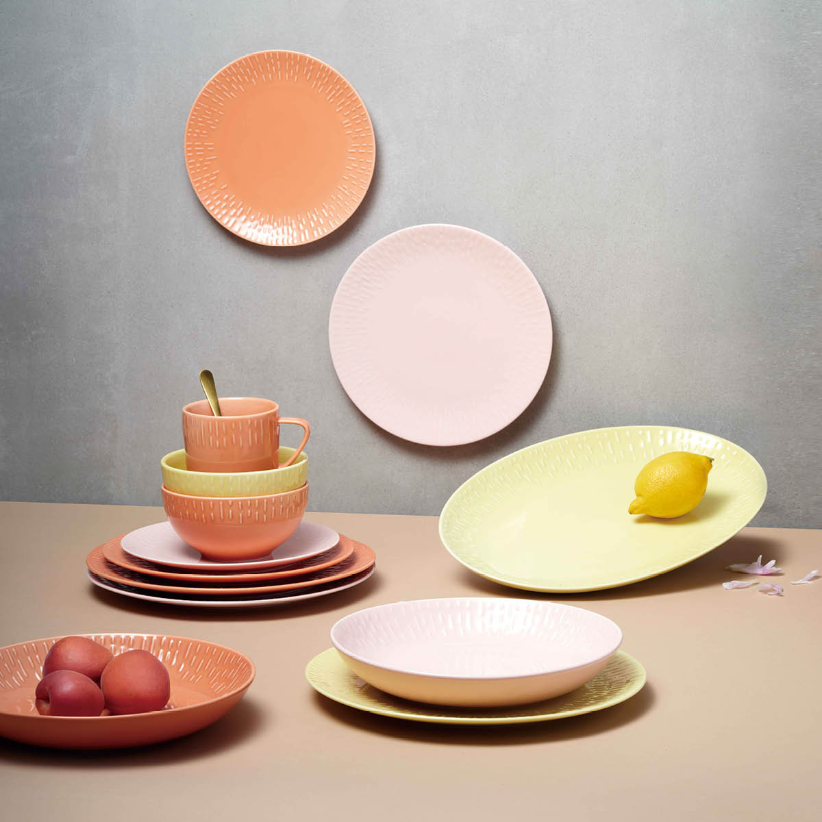 Aida - Life in colour Confetti Lautanen 24 cm Candyfloss