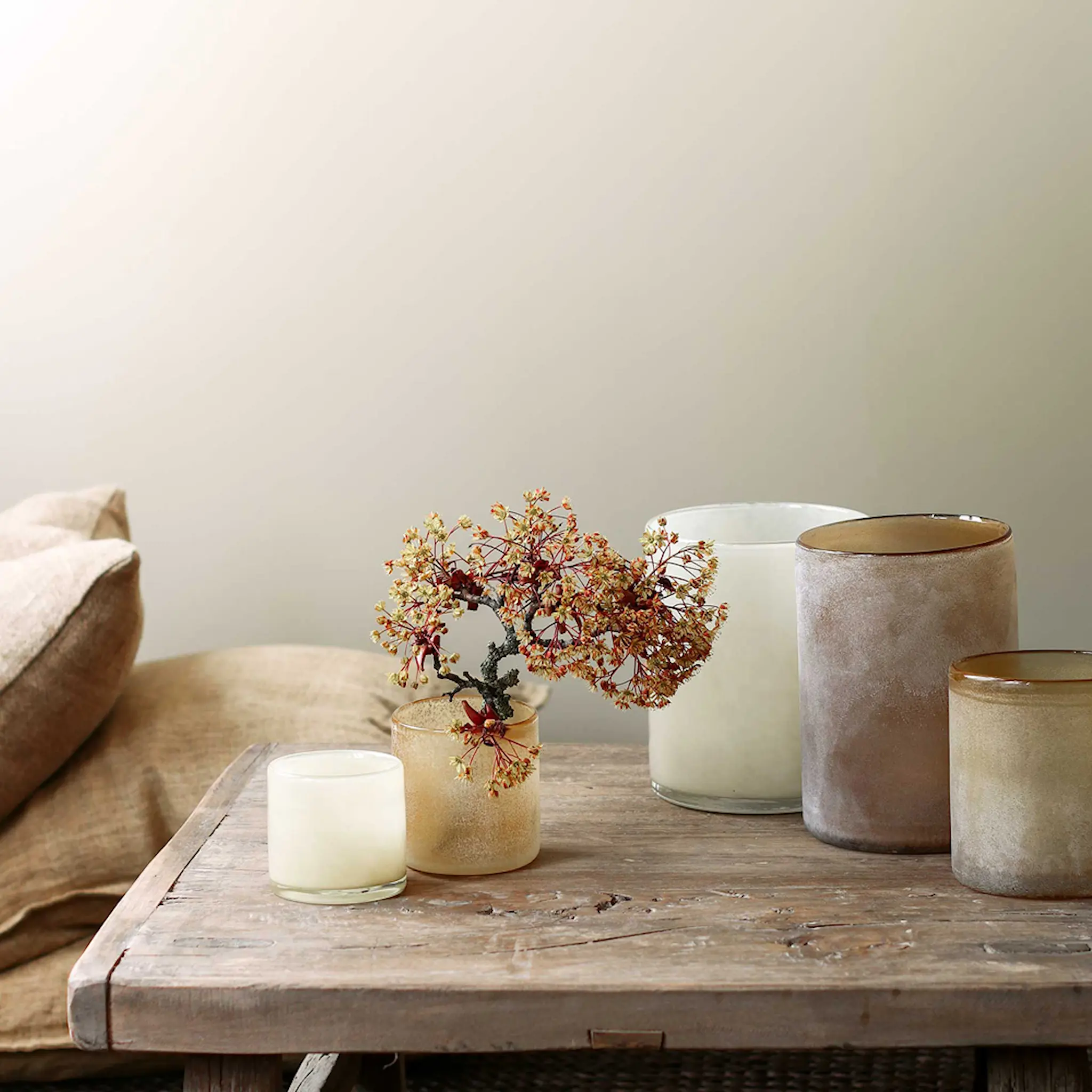 Tell Me More Frost Ljuslykta 9x9 cm Amber