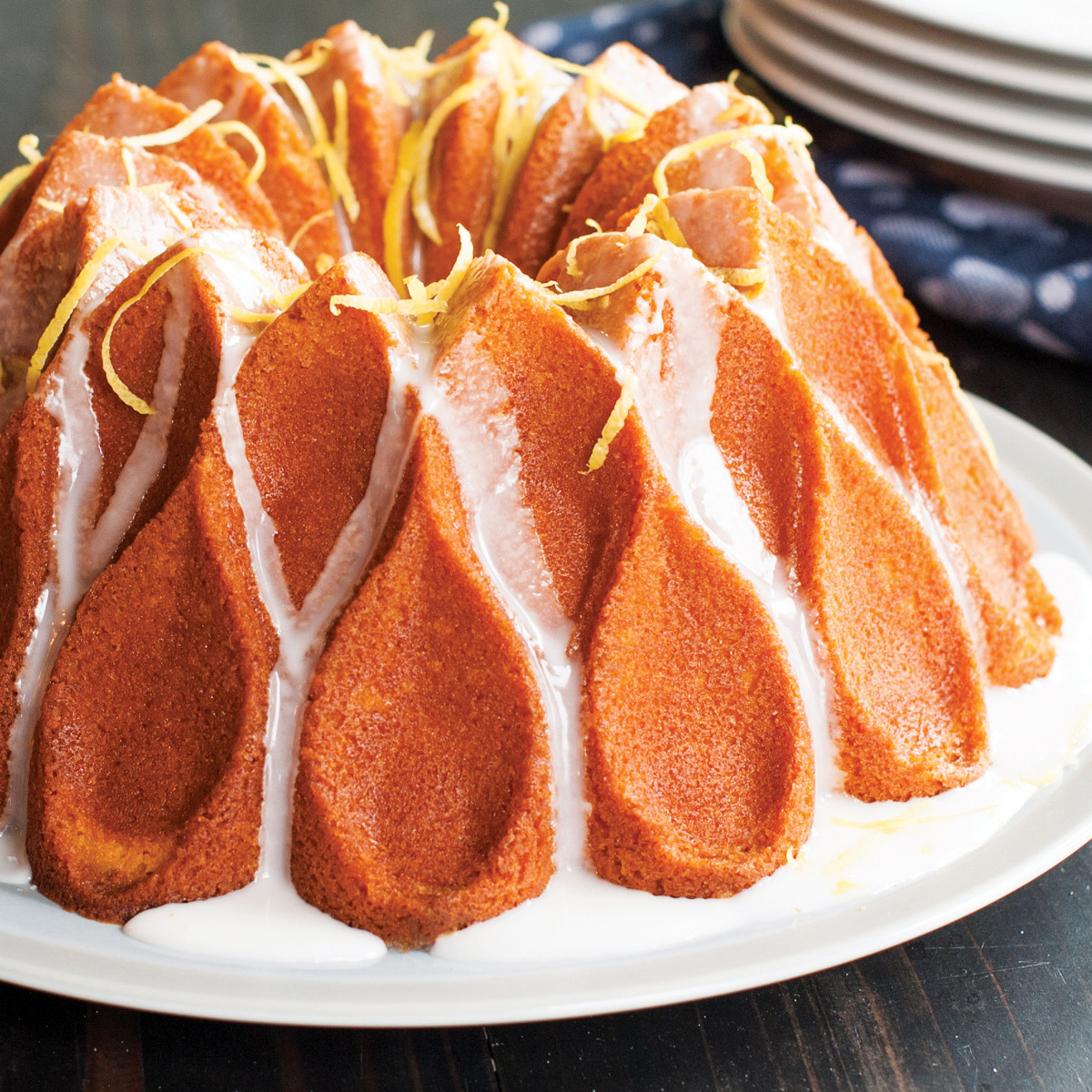 Nordic Ware Bakeform krone 70th anniversary gull