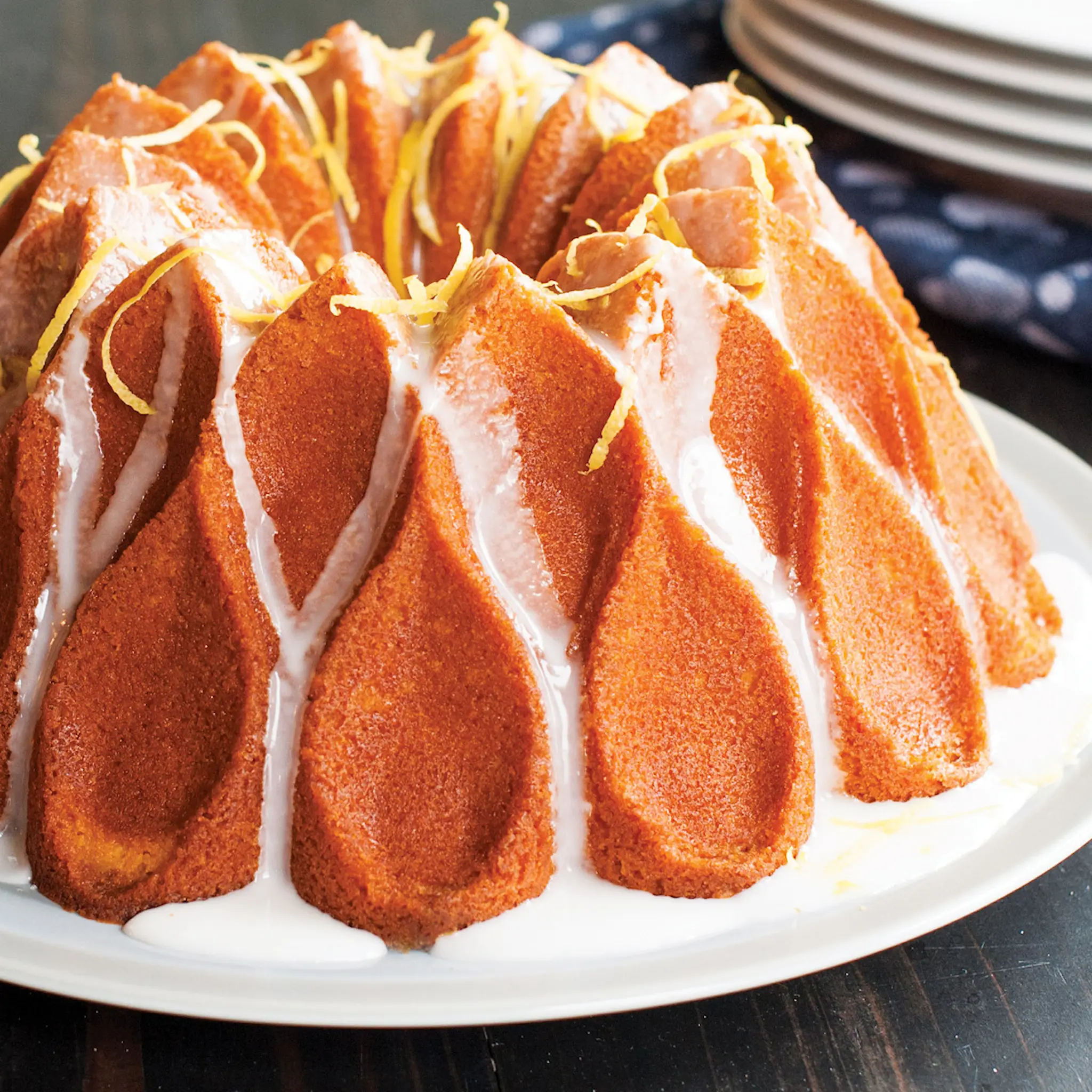 Nordic Ware Crown Bundt bakform 70th anniversary guld